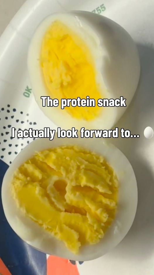 DASH egg cooker featured in Jessica's hard-boiled egg meal-prep reel
